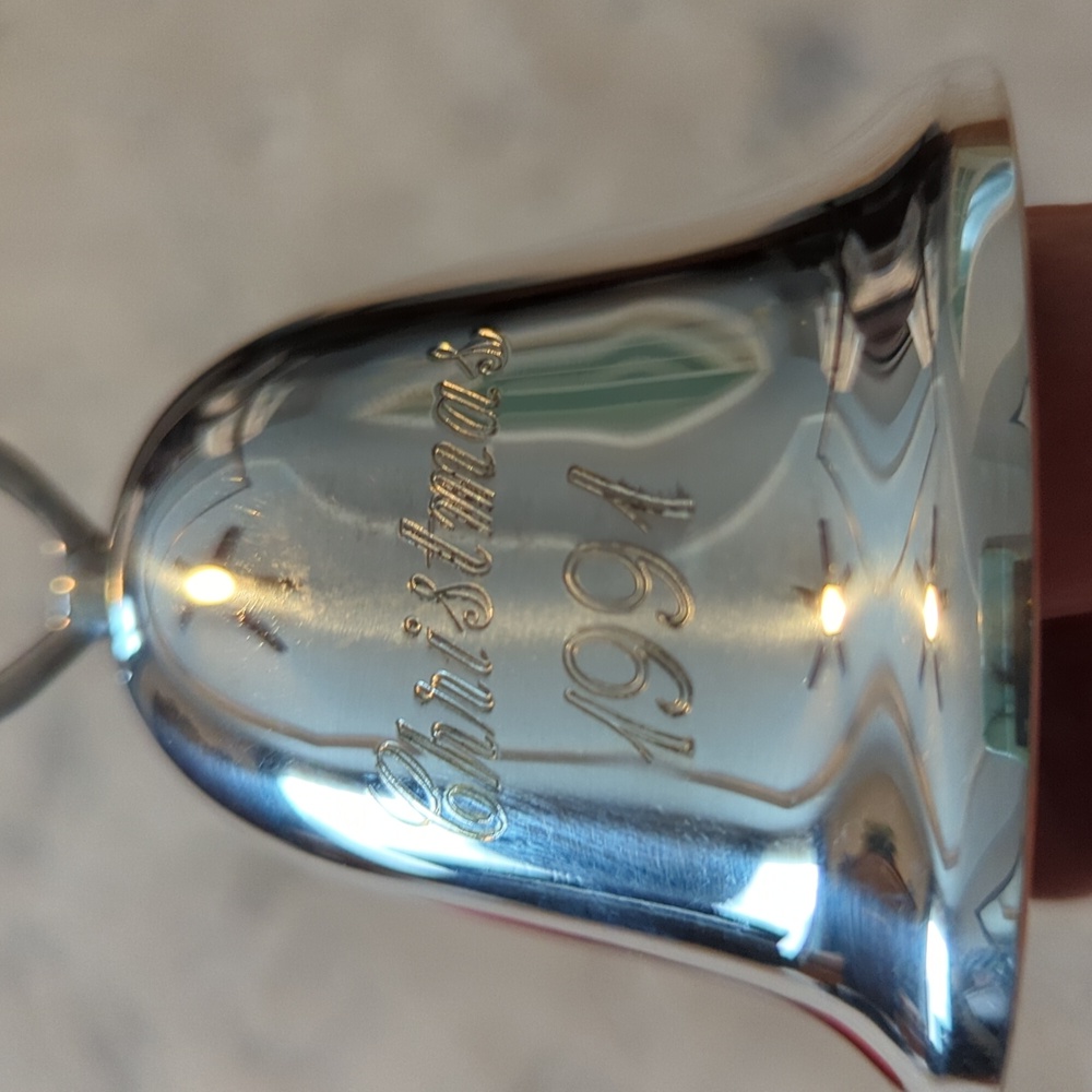 Reed & Barton 1991 Snowflake Bell Ornament, Silver Plated - Picture 3 of 3